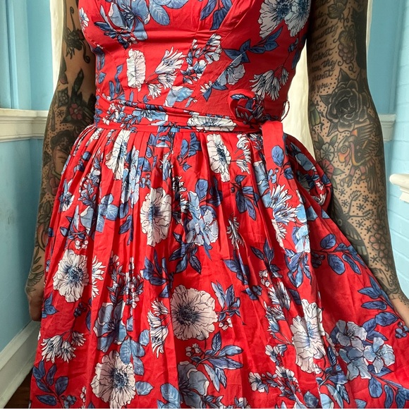 tommy hilfiger snatched red dress with blue florals & attached tie waist size 2 - Picture 7 of 10